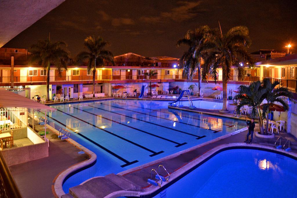 Hotel La Luna Santiago de Cali エクステリア 写真