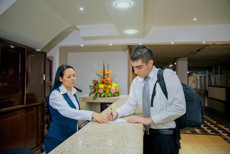 Hotel La Luna Santiago de Cali エクステリア 写真